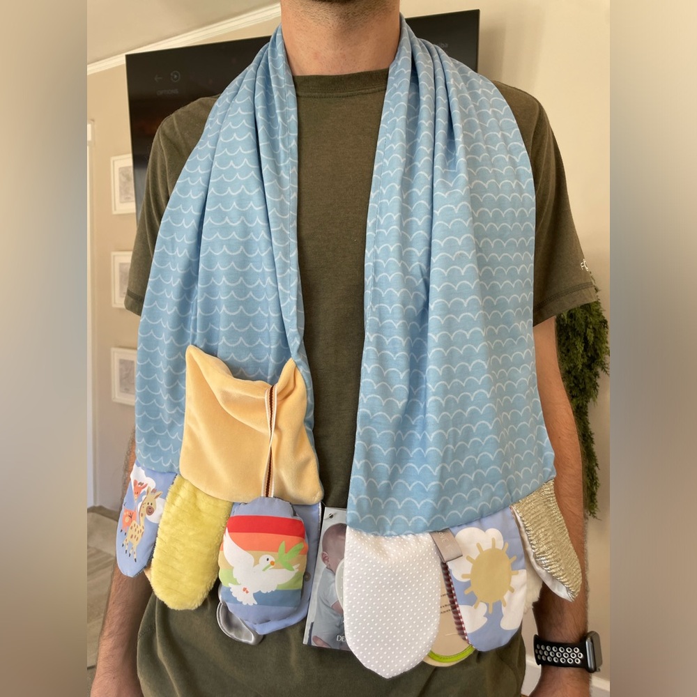 NWT DEMDACO Mommy and Me Activity Scarf, Color: Noah's Ark